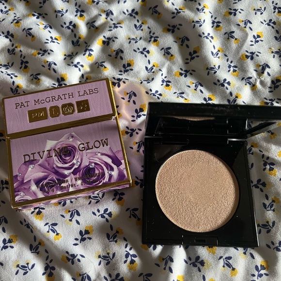 Pat McGrath Other - Pat McGrath Divine glow highlighter gently used in the box